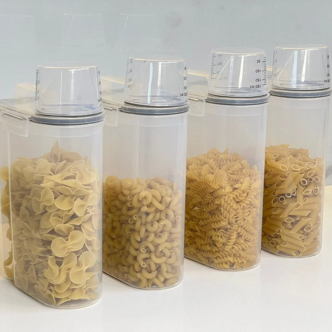 Kit 6 Potes Herméticos Porta Mantimento com Copo Medidor 2,5L